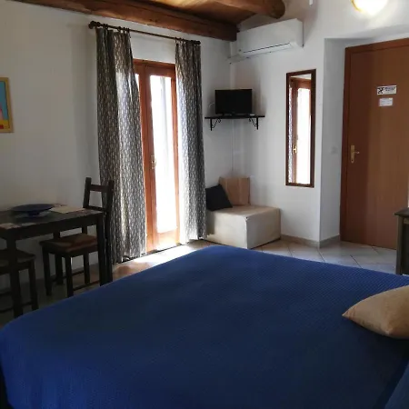 Bed & Breakfast Cloris Noto